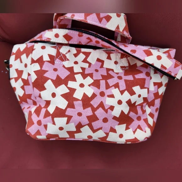 Maika Mini Tote in Pink Red & White Geometric Flowers EUC - Picture 5 of 5